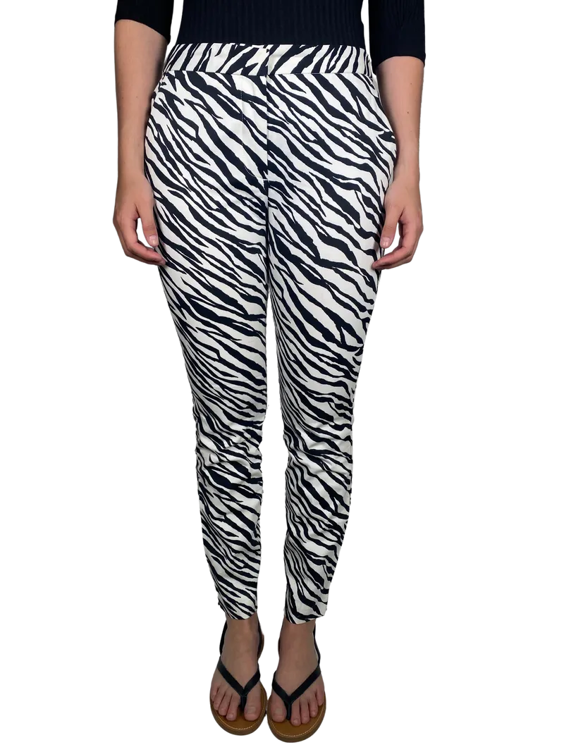 ZARA Pantalón Cebra